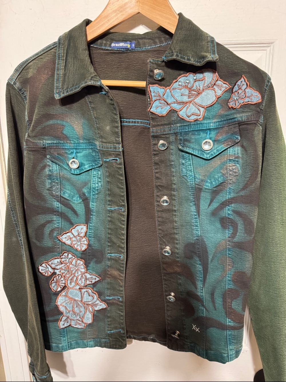 Green Floral Embroidered Denim Jacket
